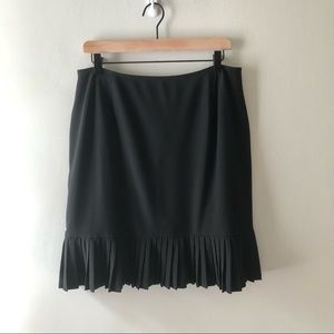 BRIGGS NEW YORK Pleated Pencil Skirt